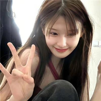 女人裙下